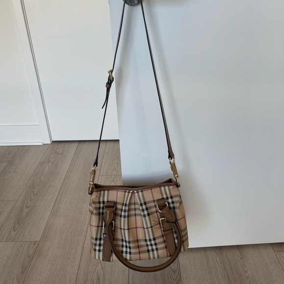 Burberry handbag - Picture 13 of 13